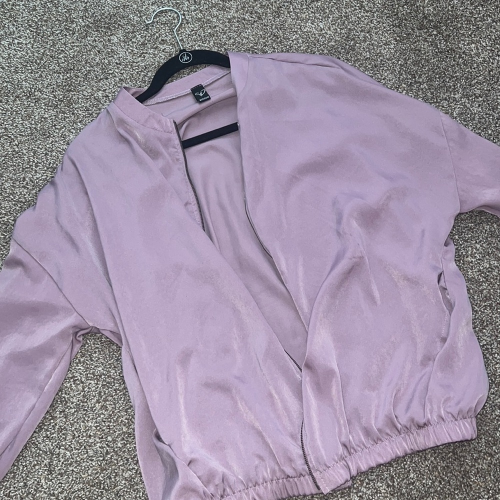 Windsor Lightweight Zip up top / Size M